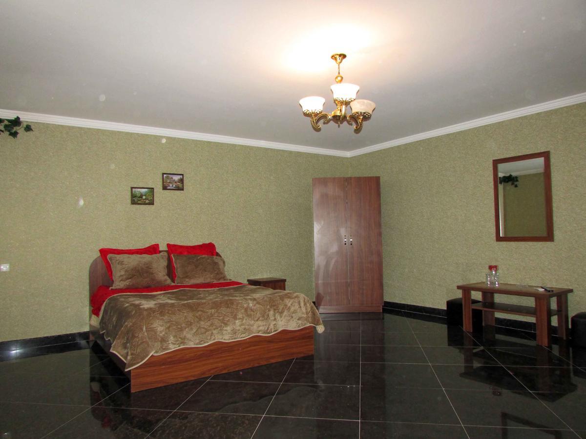 Hotel Gold Tbilisi Ngoại thất bức ảnh